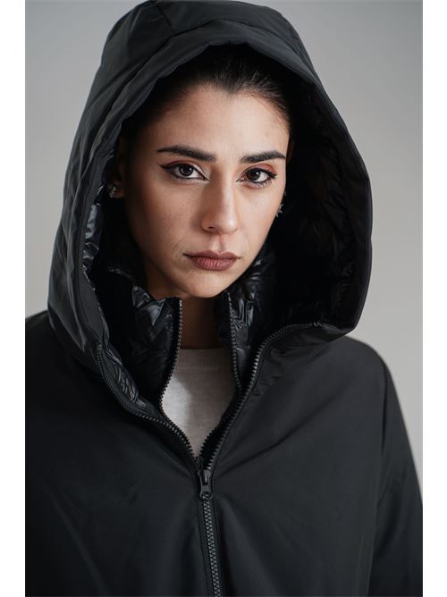 Piumino con cappuccio De Lamp | JWL641NERO